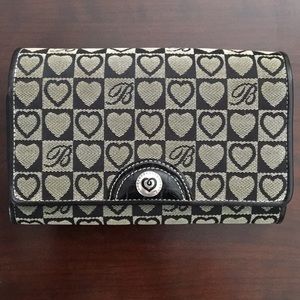 Brighton wallet